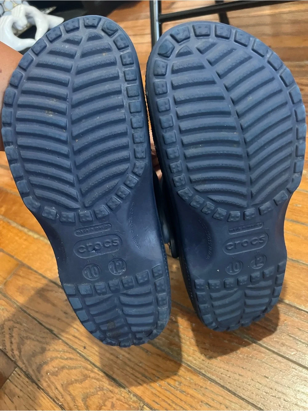 CROCS Kids Classic Clog - Navy Blue size 10 men